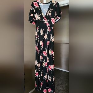 Wren&Ivory Floral Maxi Dress